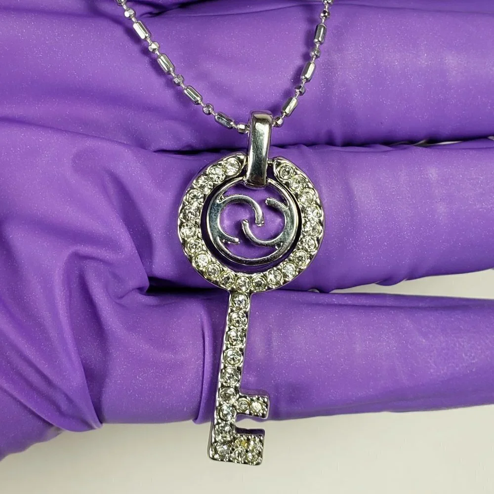 Women's Stunning Silver tone Dot & Dash Chain Necklace - With a Pave Key Pendant